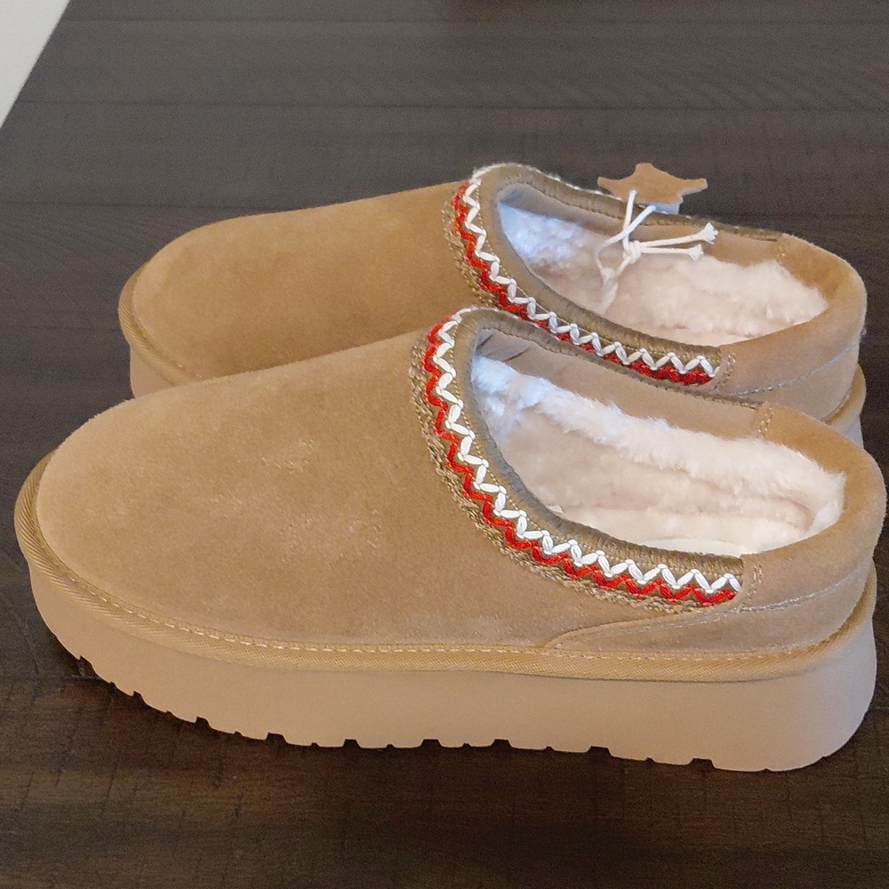 Cushionaire Women's Tan Genuine Suede Clogs 8.5M Faux Fur Lined Comfort Flat - Picture 6 of 6